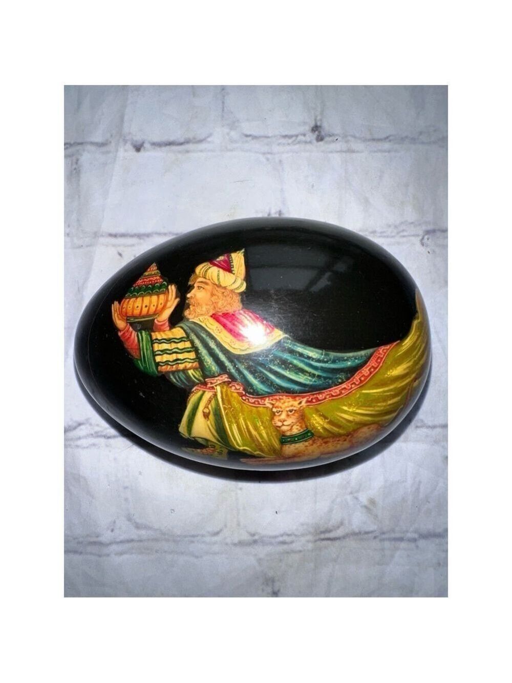 Vintage The Bombay Company Hand Painted Lacquered Egg Shaped Trinket Box